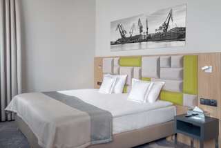 Отель Hotel Almond Business & SPA Гданьск Стандартный двухместный номер с 1 кроватью или 2 отдельными кроватями-2