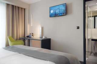 Отель Hotel Almond Business & SPA Гданьск Классический двухместный номер с 1 кроватью или 2 отдельными кроватями-8