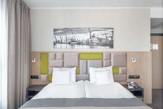 Отель Hotel Almond Business & SPA Гданьск Стандартный двухместный номер с 1 кроватью или 2 отдельными кроватями-1
